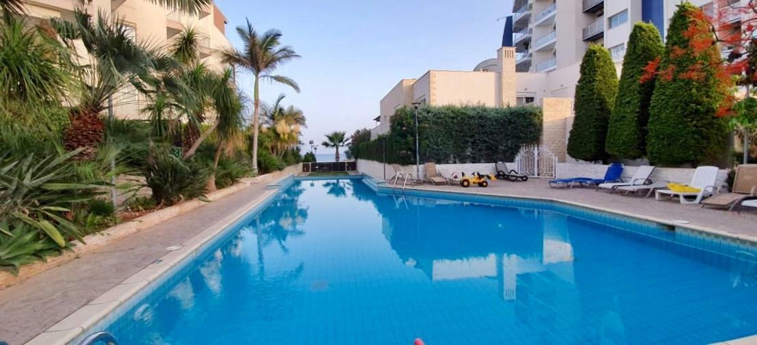 Pegasus Beach Front Apartment Limassol Exterior photo